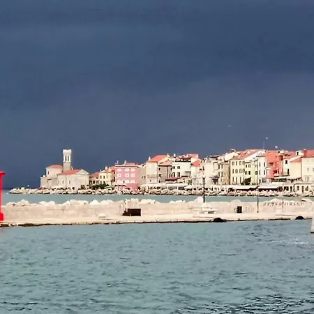 Appartamento Cozy Old Town Steps From The Sea And Tartini Square *